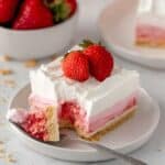 Strawberry Lasagna: No-Bake Dessert with Fresh Strawberries and Oreo Crust Recipe