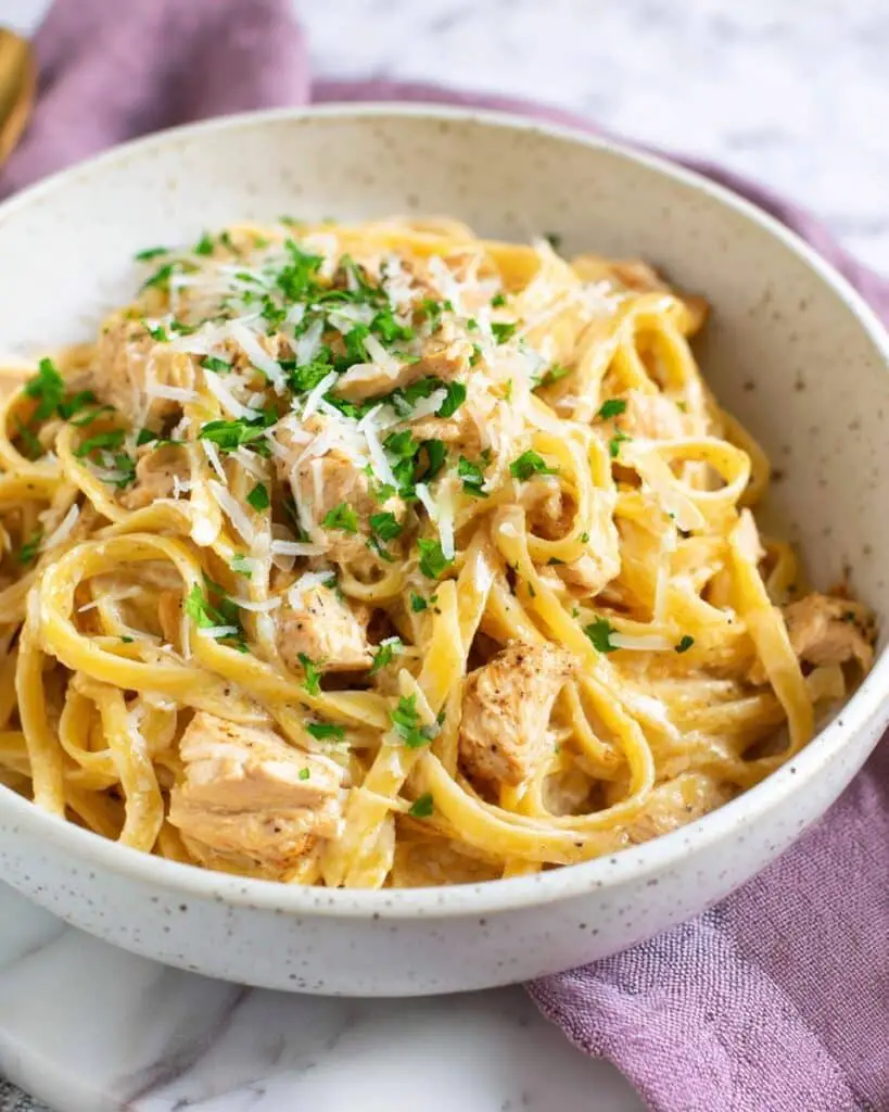 Lightened Up Buffalo Chicken Alfredo Pasta Recipe