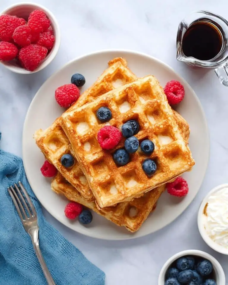 Cottage Cheese Waffles with Oats and Eggs Recipe
