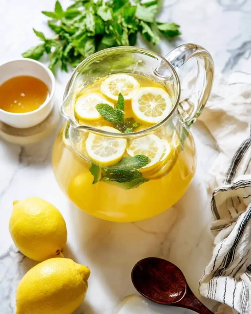 3 Ingredient Fresh Honey Sweetened Lemonade Recipe