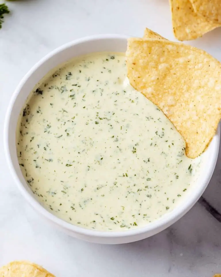 Copycat Chuy’s Creamy Jalapeño Dip Recipe