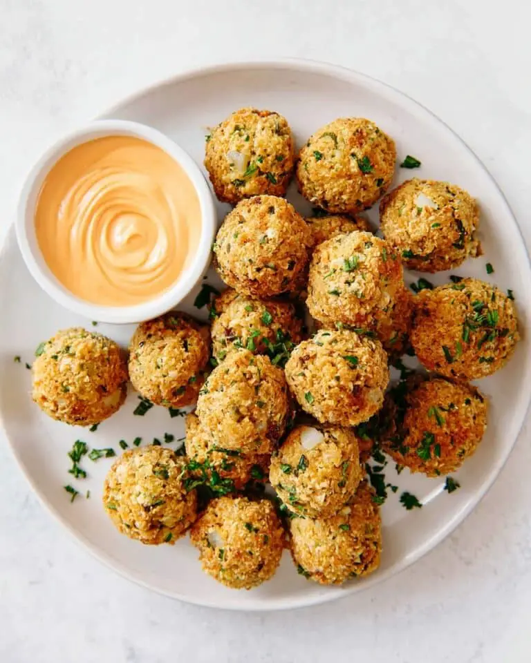 Baked Crab Cake Balls with Sriracha Dipping Sauce Recipe