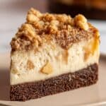Apple Crumble Cheesecake with Vegan Cream Cheese and Spiced Apple Filling Recipe
